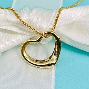 Tiffany & Company 18k Elsa Peretti open heart necklace with box .750 MSRP$1900